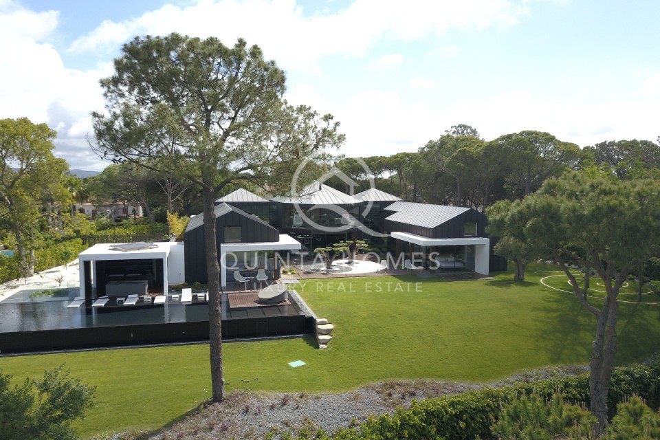 Modern state of the art villa Quinta do Lago